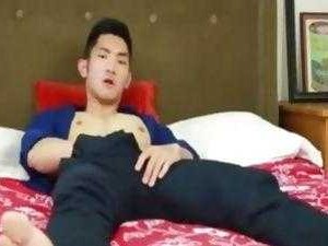 Chinese壮男Gay野外强迫XX【Chinese 壮男 Gay 野外强迫同性发生性关系】