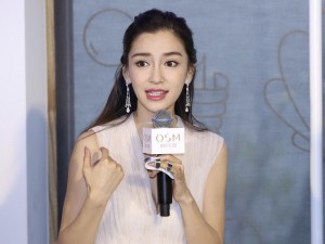 angelababy明星造梦工厂 探秘angelababy 明星造梦工厂：揭秘她的成名之路